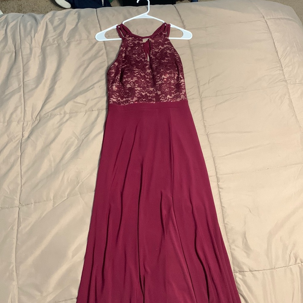 Morgan & Co. size 5 burgundy bridesmaid dress